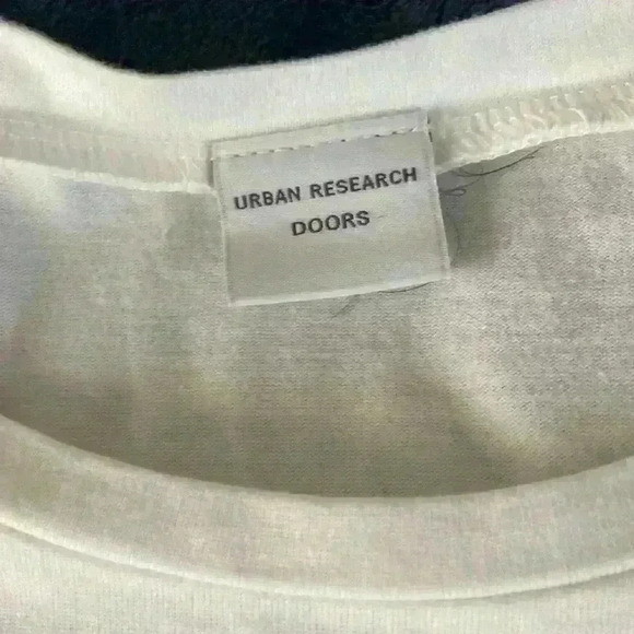 Urban Research Doors t-shirt - Picture 4 of 9